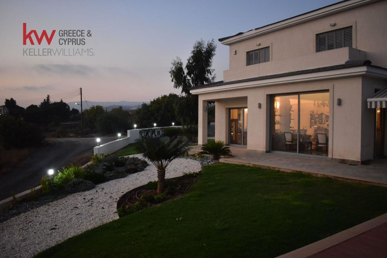 6 bedrooms Villa in Konia, Paphos, Cyprus No. 61177