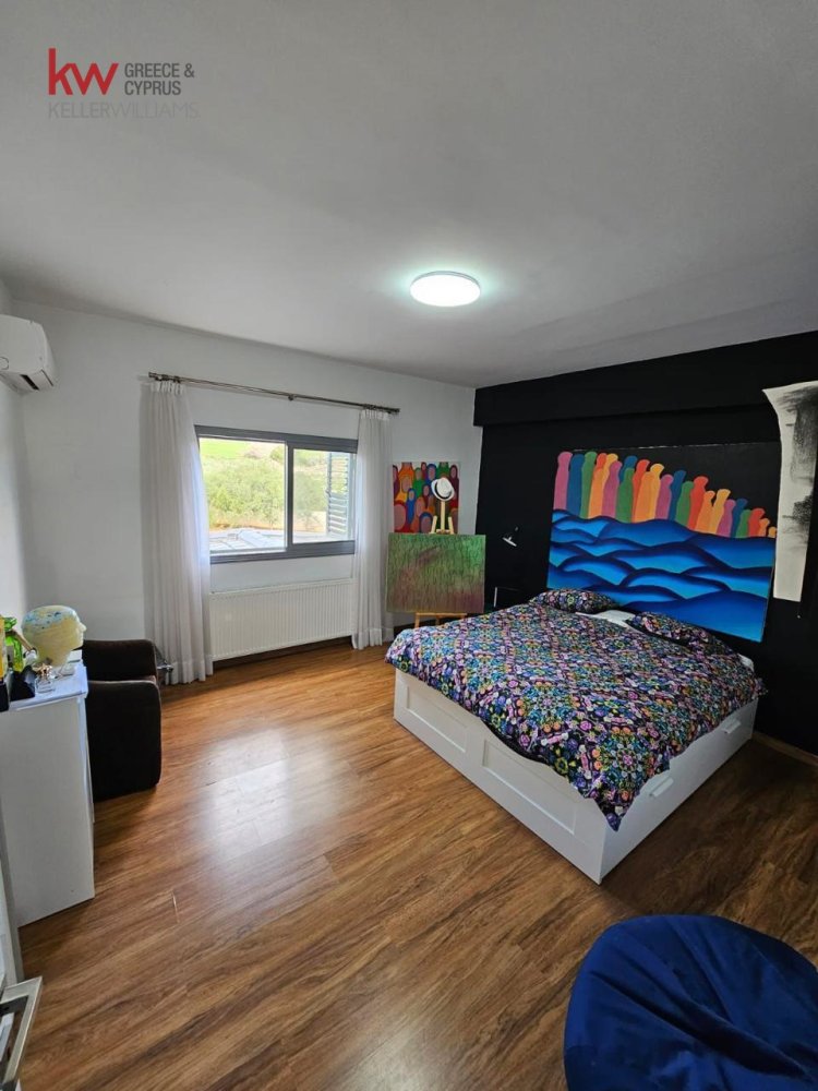 6 bedrooms Villa in Konia, Paphos, Cyprus No. 61177