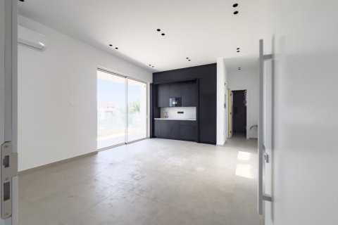 Квартира с 1 спальней в Ларнака, Кипр № 62576