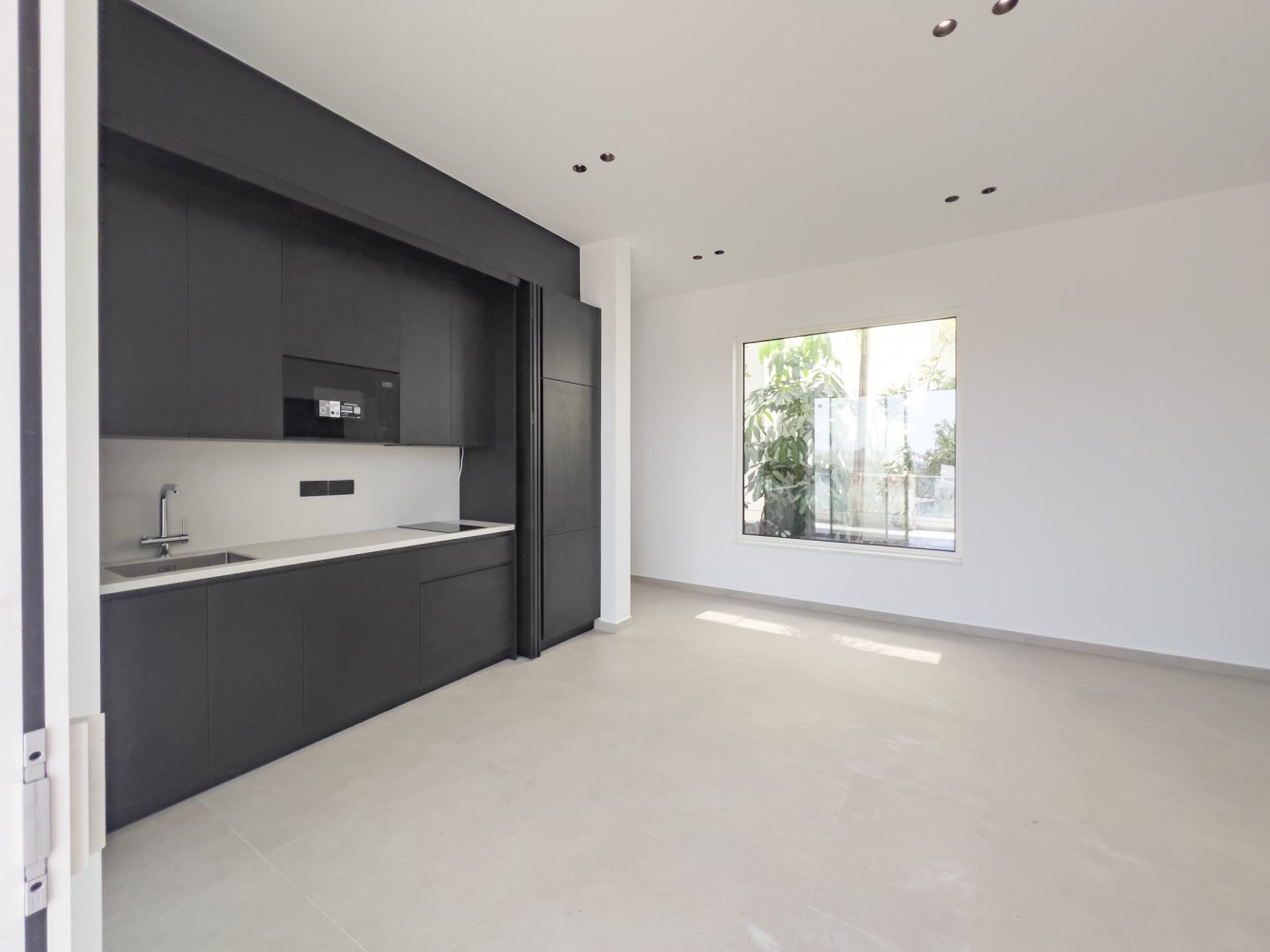 1 bedroom Apartment in Larnaca, Larnaka, Cyprus No. 62576