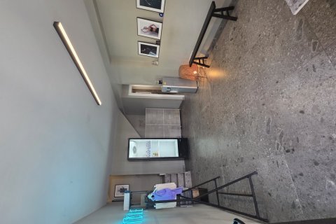 Магазин 94м2 в Никосия, Кипр № 52504