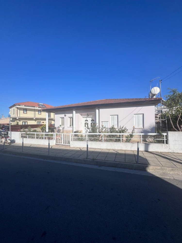 2 bedrooms Townhouse in Xylotymbou, Larnaka, Cyprus No. 62774