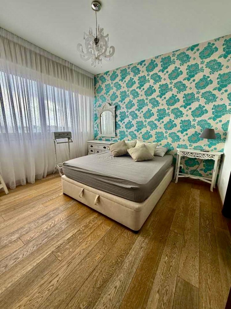 Квартира с 2 спальнями в Ларнака, Кипр № 61366