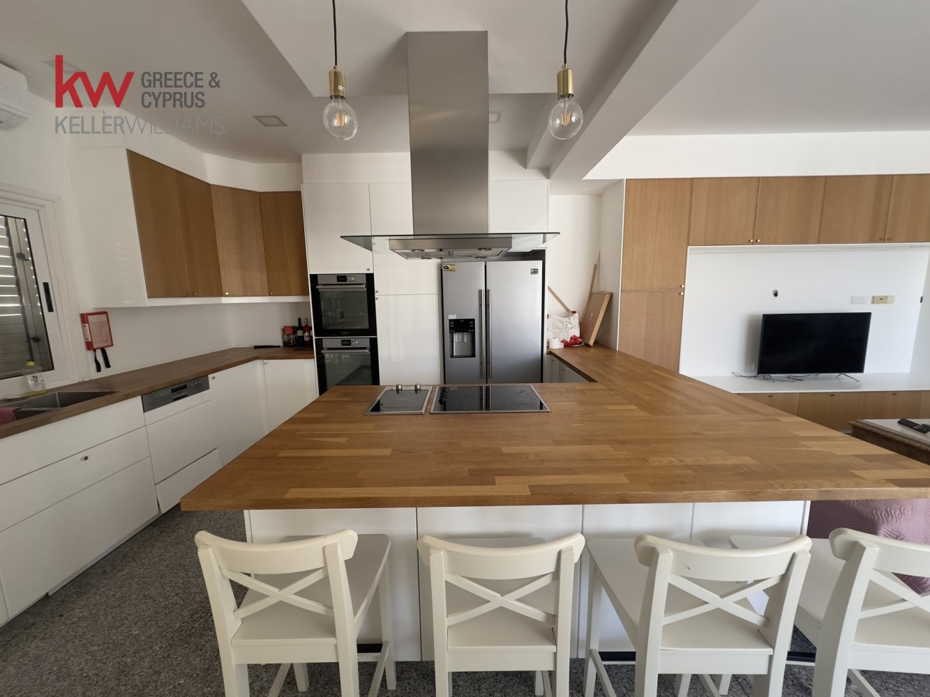 6 bedrooms Villa in Pegeia, Paphos, Cyprus No. 61189