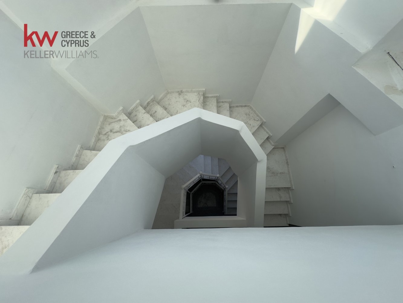 6 bedrooms Villa in Pegeia, Paphos, Cyprus No. 61189