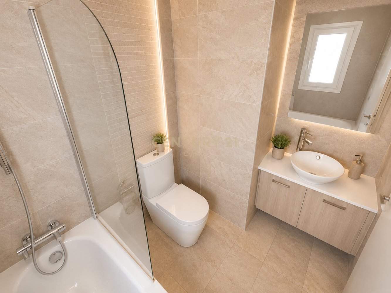 3 bedrooms Penthouse in Limassol, Cyprus No. 58888