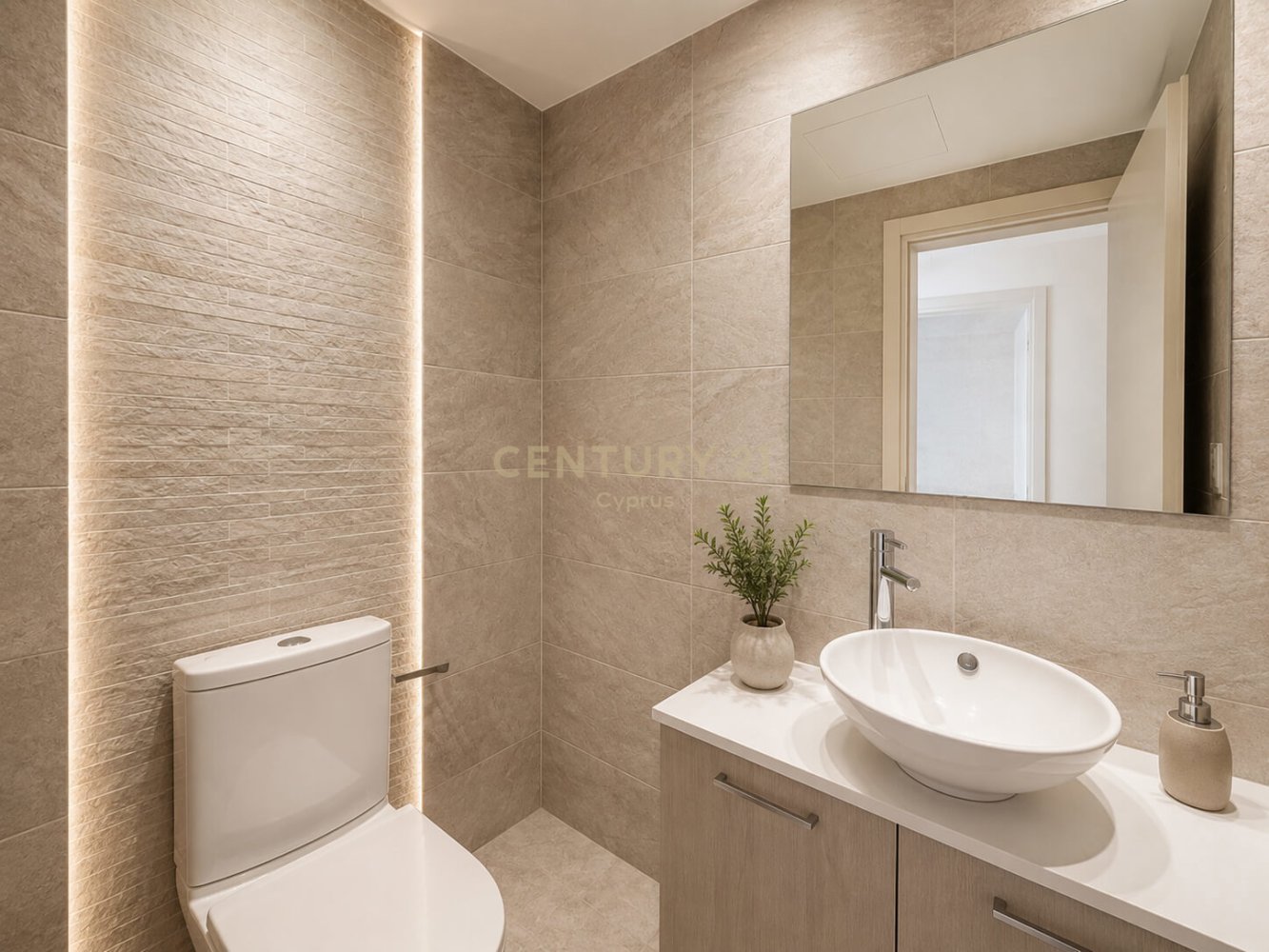 3 bedrooms Penthouse in Limassol, Cyprus No. 58888