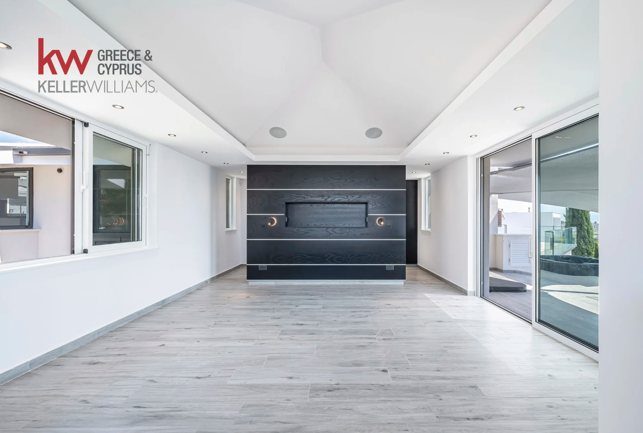 5 bedrooms Villa in Kissonerga, Paphos, Cyprus No. 62063