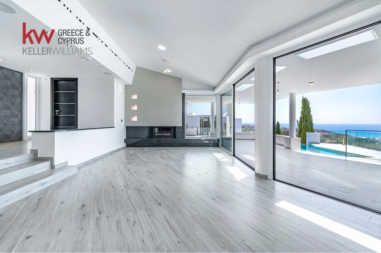 5 bedrooms Villa in Kissonerga, Paphos, Cyprus No. 62063