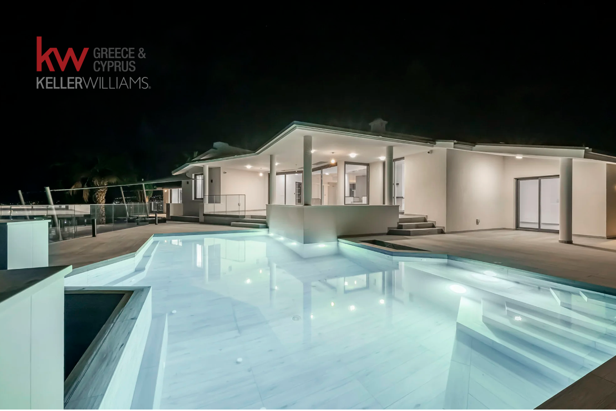5 bedrooms Villa in Kissonerga, Paphos, Cyprus No. 62063