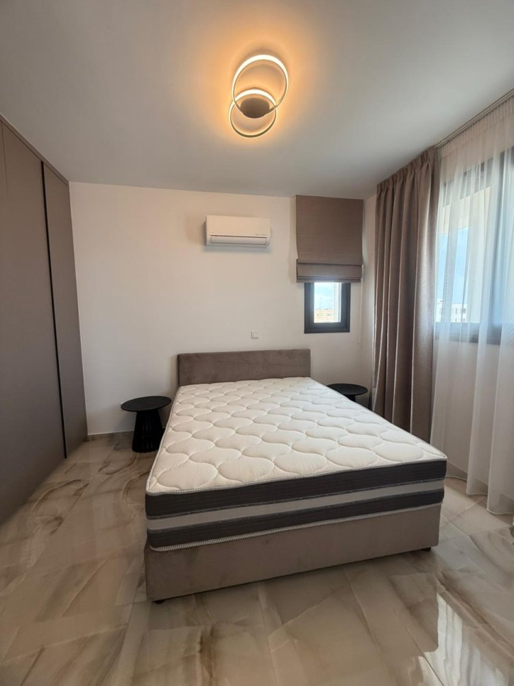Квартира с 2 спальнями в Ларнака, Кипр № 61590