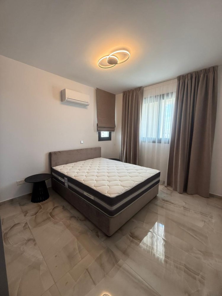 Квартира с 2 спальнями в Ларнака, Кипр № 61590