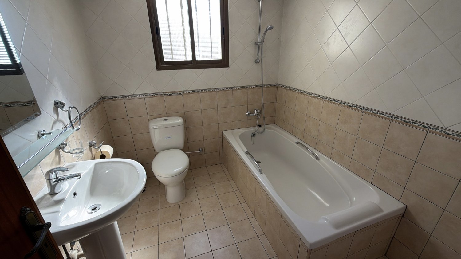 3 dormitorios Villa en Pegeia, Paphos, Chipre No. 60873