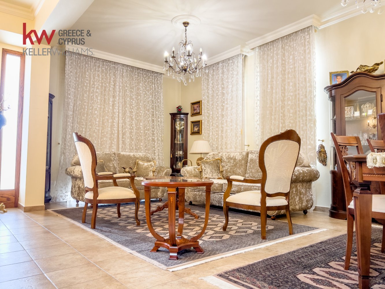 5 chambres Villa à Aradippou, Larnaka, Chypre No. 40619