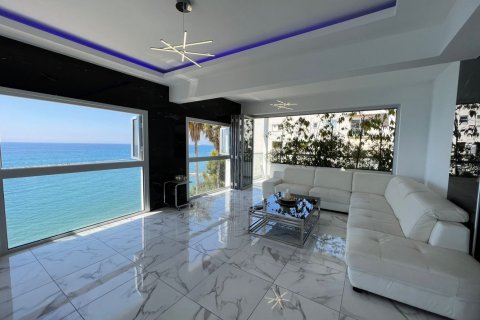 3 bedrooms Apartment in Germasogeia, Limassol, Cyprus No. 60519