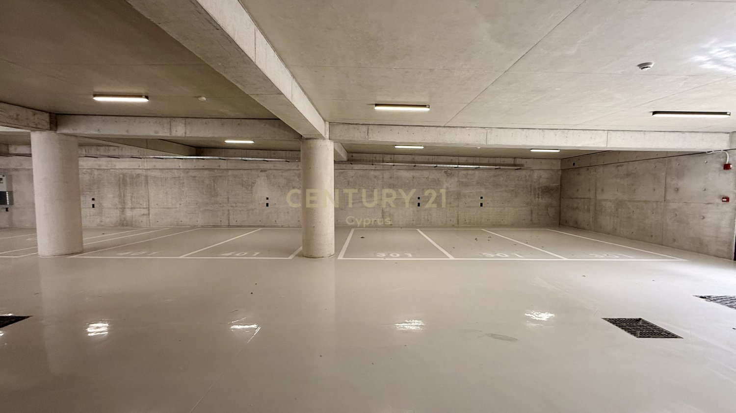 375m2 Bureau à Mesa Geitonia, Limassol, Chypre No. 55258