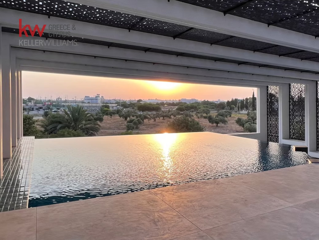 7 bedrooms Villa in Latsia, Nicosia, Cyprus No. 61215