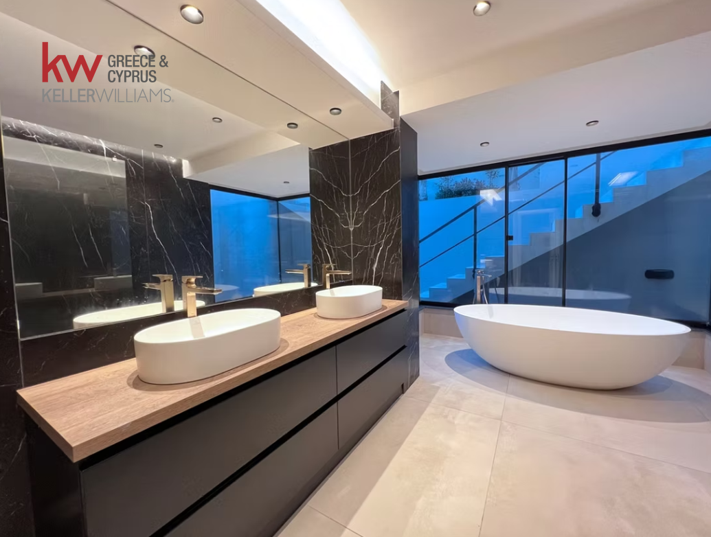 7 bedrooms Villa in Latsia, Nicosia, Cyprus No. 61215