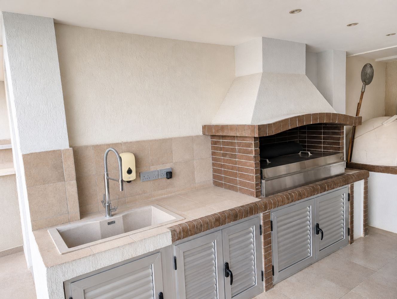 5 bedrooms Villa in Limassol, Cyprus No. 61587