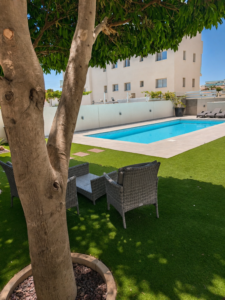 5 bedrooms Villa in Limassol, Cyprus No. 61587