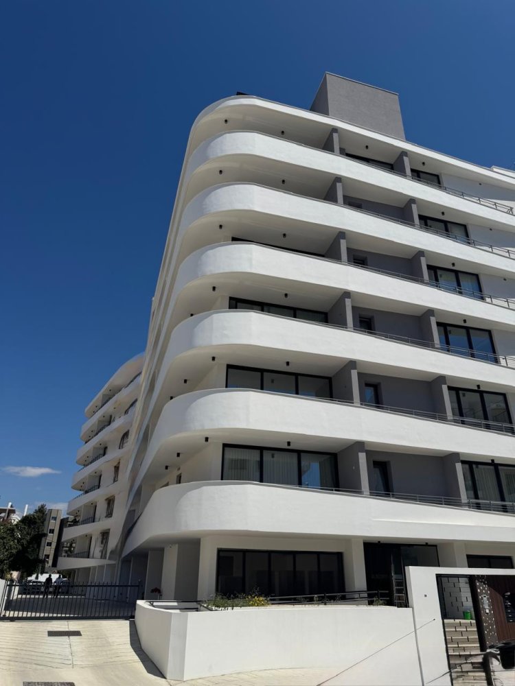 3 bedrooms Apartment in Limassol, Cyprus No. 61868