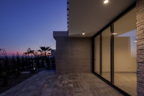 4 bedrooms Villa in Paphos, Cyprus No. 65561