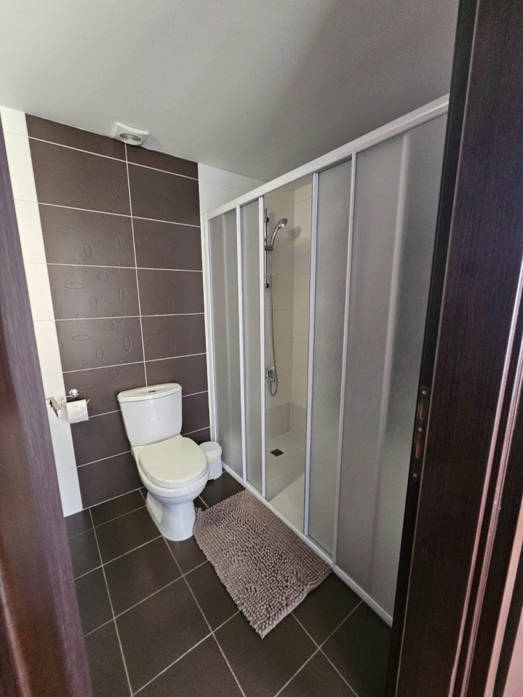 Квартира с 2 спальнями в Ларнака, Кипр № 60985