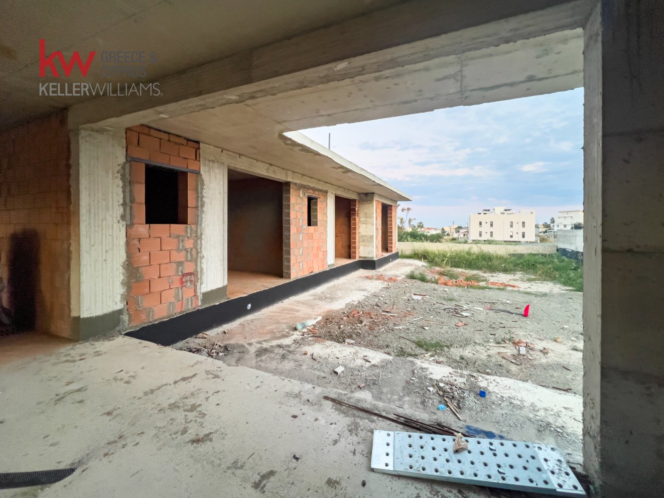 3 bedrooms Bungalow in Oroklini, Larnaka, Cyprus No. 52511