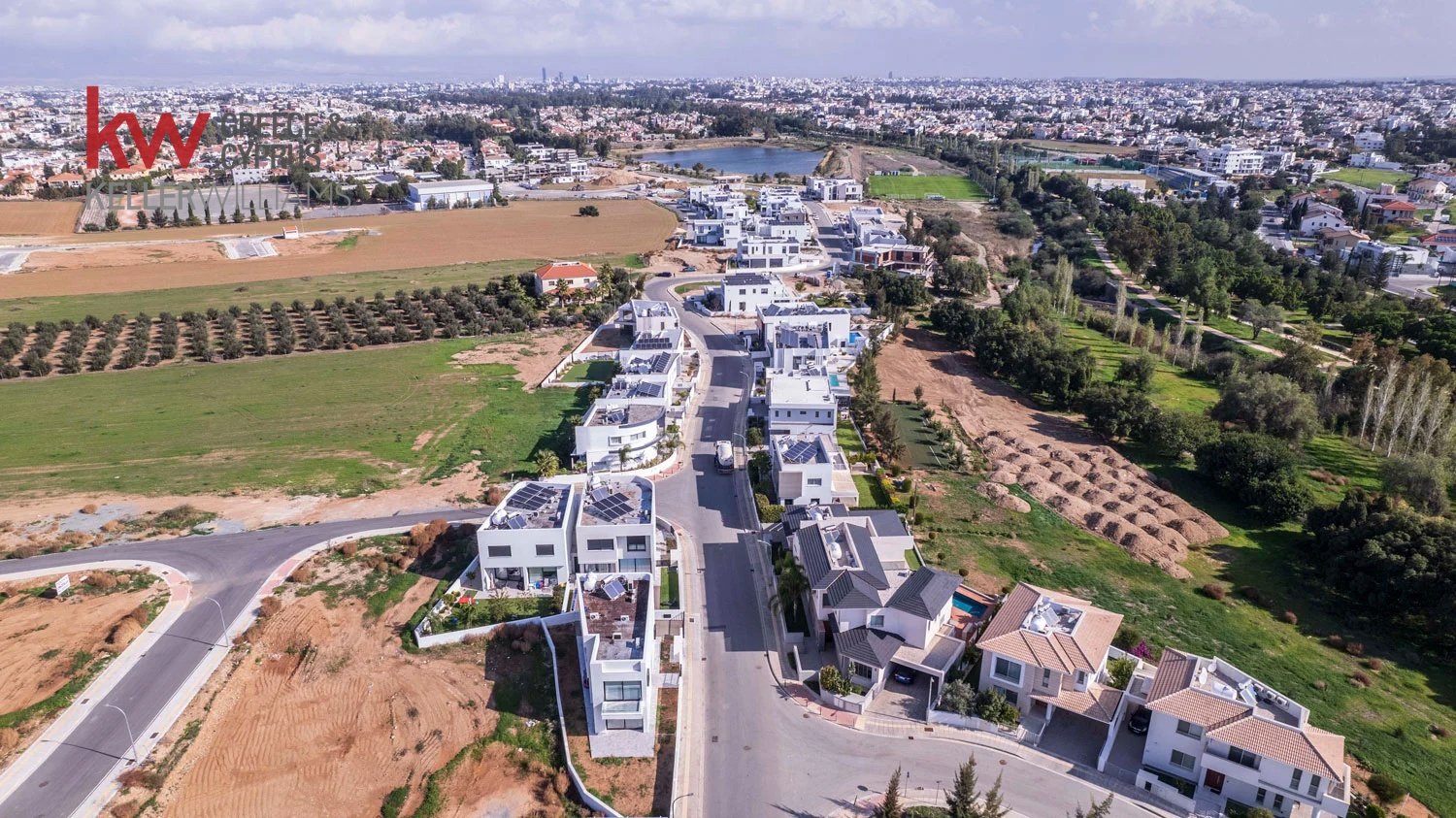 4 bedrooms Villa in Lakatamia, Nicosia, Cyprus No. 60200