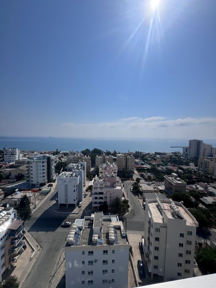 2 dormitorios Apartamento en Larnaca, Larnaka, Chipre No. 61561