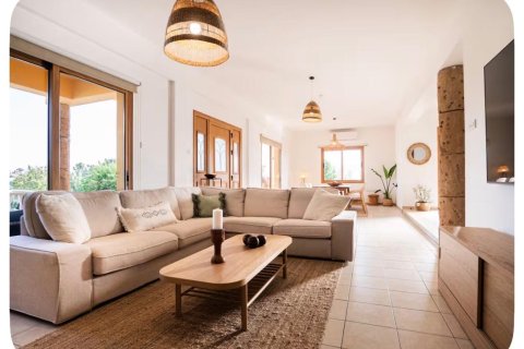 3 dormitorios Villa en Pegeia, Paphos, Chipre No. 62032
