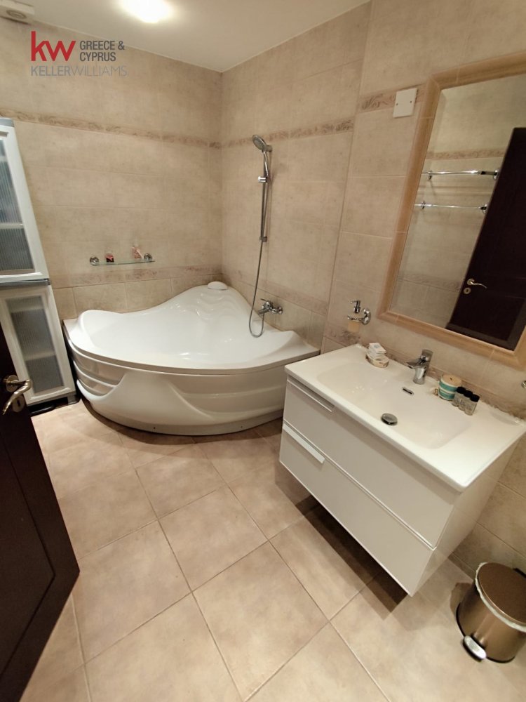 3 chambres Appartement à Germasogeia, Limassol, Chypre No. 39759