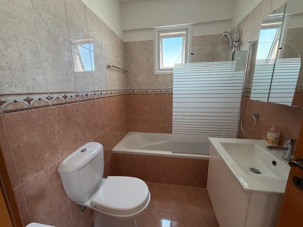 2 chambres Appartement à Larnaca, Larnaka, Chypre No. 61537