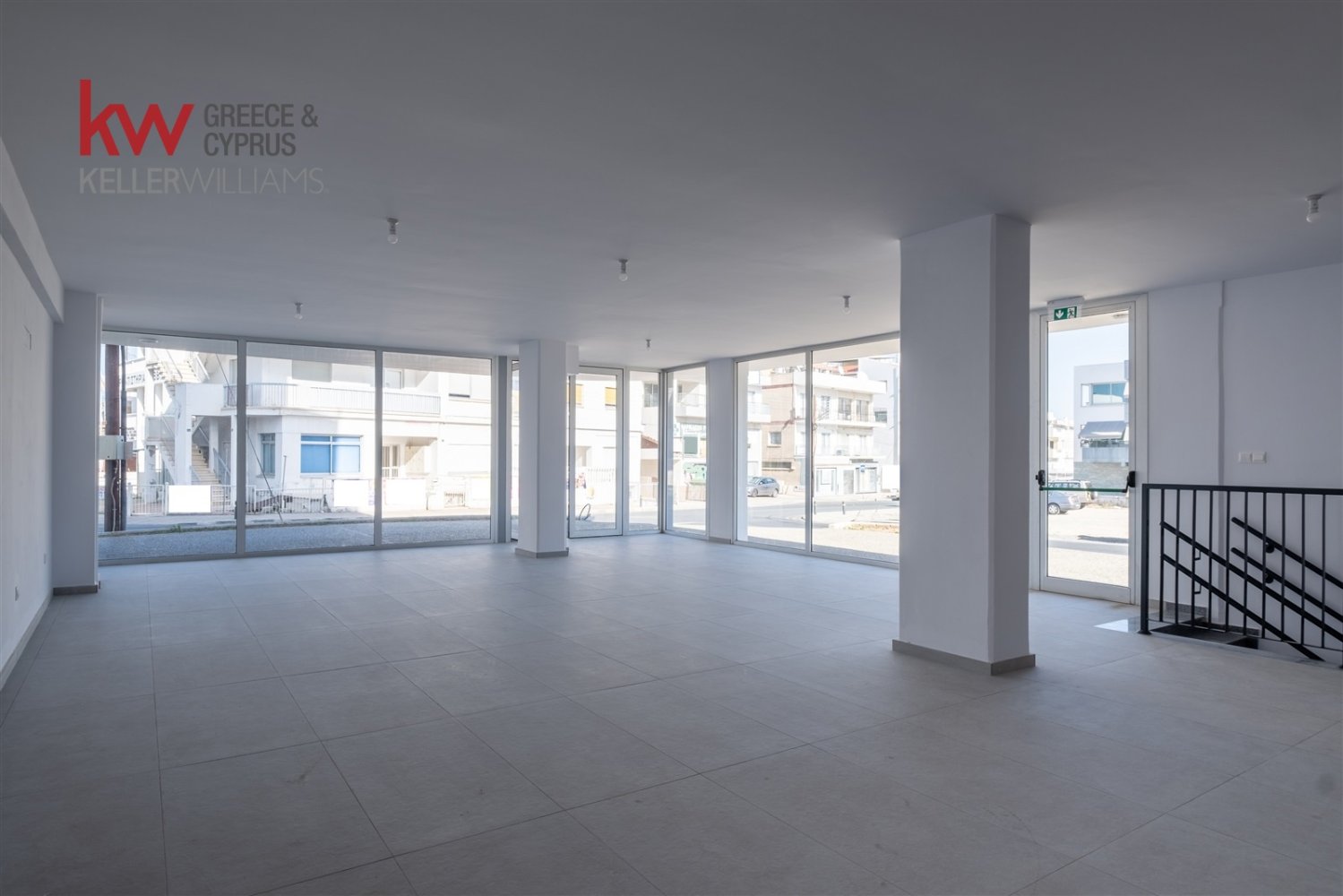 106m2 Shop in Strovolos, Nicosia, Cyprus No. 60304