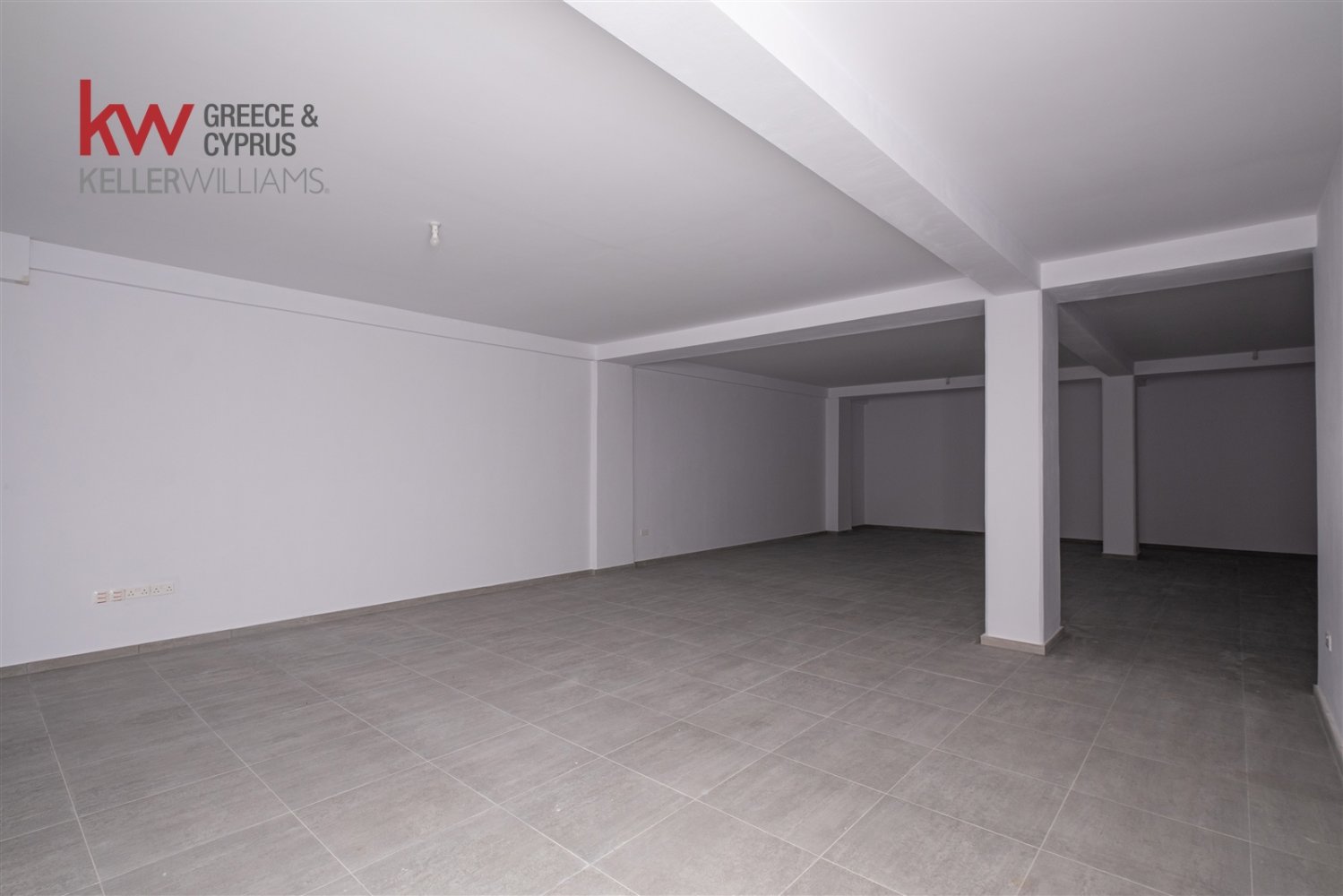 106m2 Shop in Strovolos, Nicosia, Cyprus No. 60304