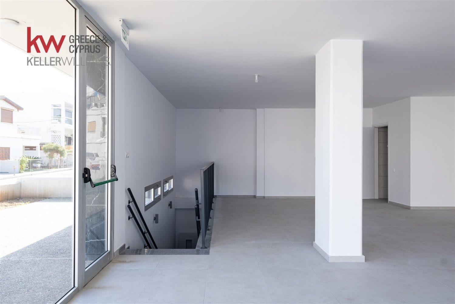 106m2 Shop in Strovolos, Nicosia, Cyprus No. 60304