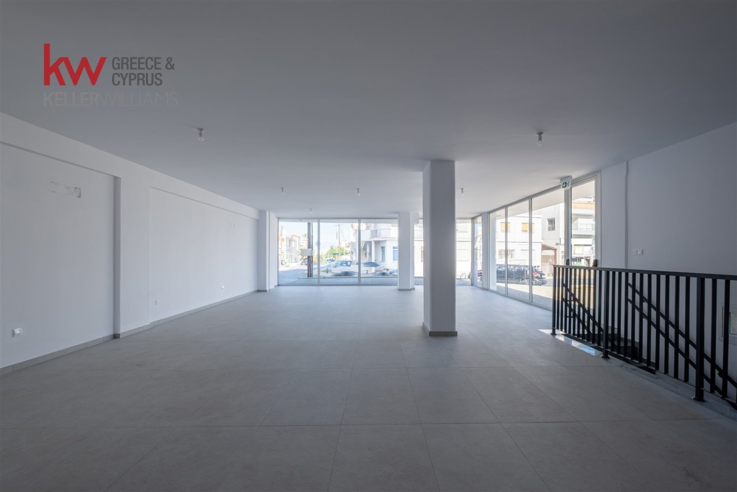 106m2 Shop in Strovolos, Nicosia, Cyprus No. 60304