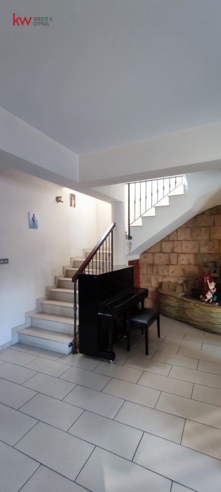 Таунхаус с 4 спальнями в Лакатамия, Никосия, Кипр № 40501
