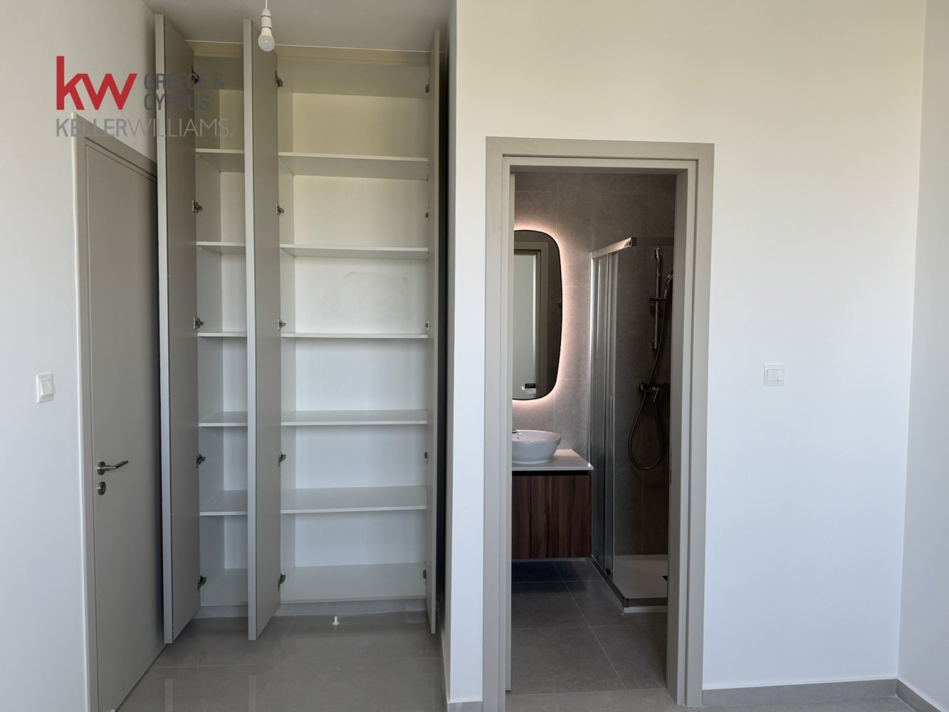 2 chambres Appartement à Aradippou, Larnaka, Chypre No. 40101