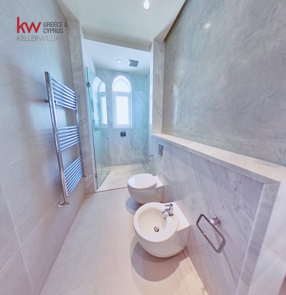 6 bedrooms Villa in Pervolia, Larnaka, Cyprus No. 40148