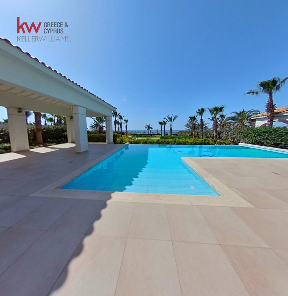 6 bedrooms Villa in Pervolia, Larnaka, Cyprus No. 40148