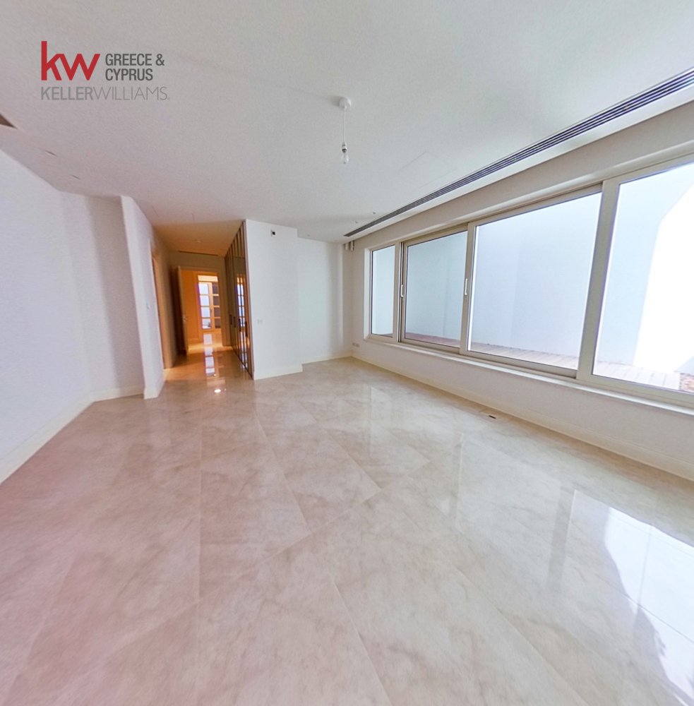 6 bedrooms Villa in Pervolia, Larnaka, Cyprus No. 40148
