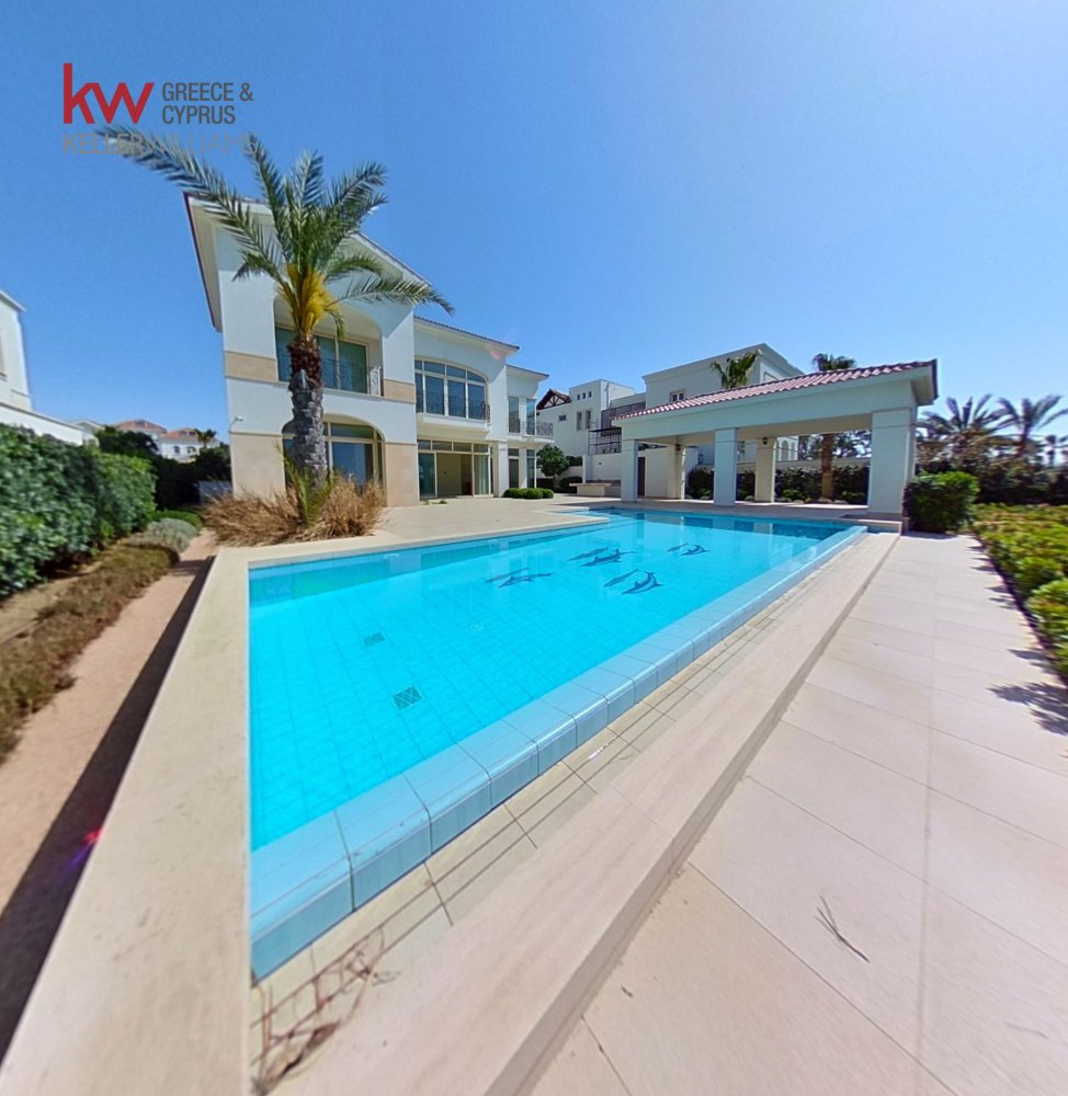 6 bedrooms Villa in Pervolia, Larnaka, Cyprus No. 40148
