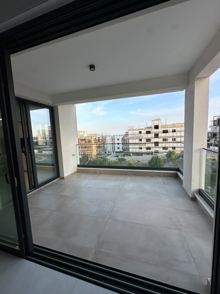 2 bedrooms Apartment in Germasogeia, Limassol, Cyprus No. 60730