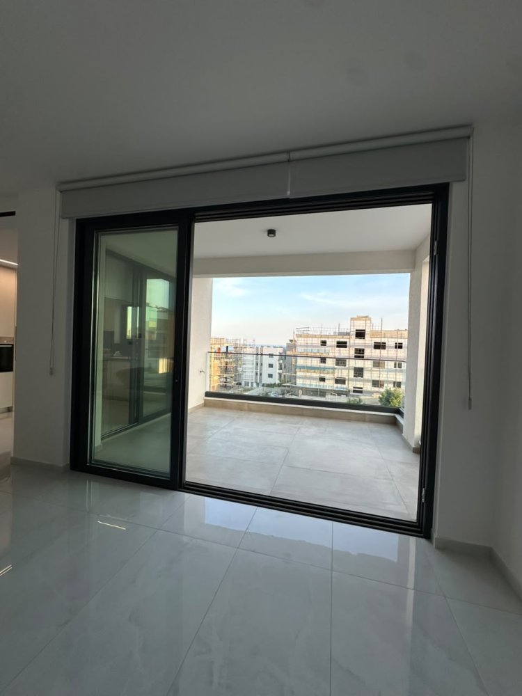 2 bedrooms Apartment in Germasogeia, Limassol, Cyprus No. 60730
