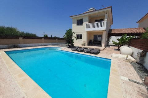 3 bedrooms Villa in Pervolia, Larnaka, Cyprus No. 62055