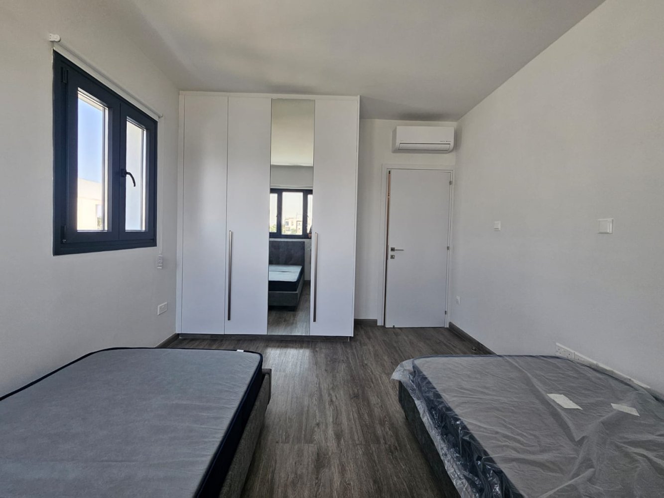 2 bedrooms Apartment in Larnaca, Larnaka, Cyprus No. 62351