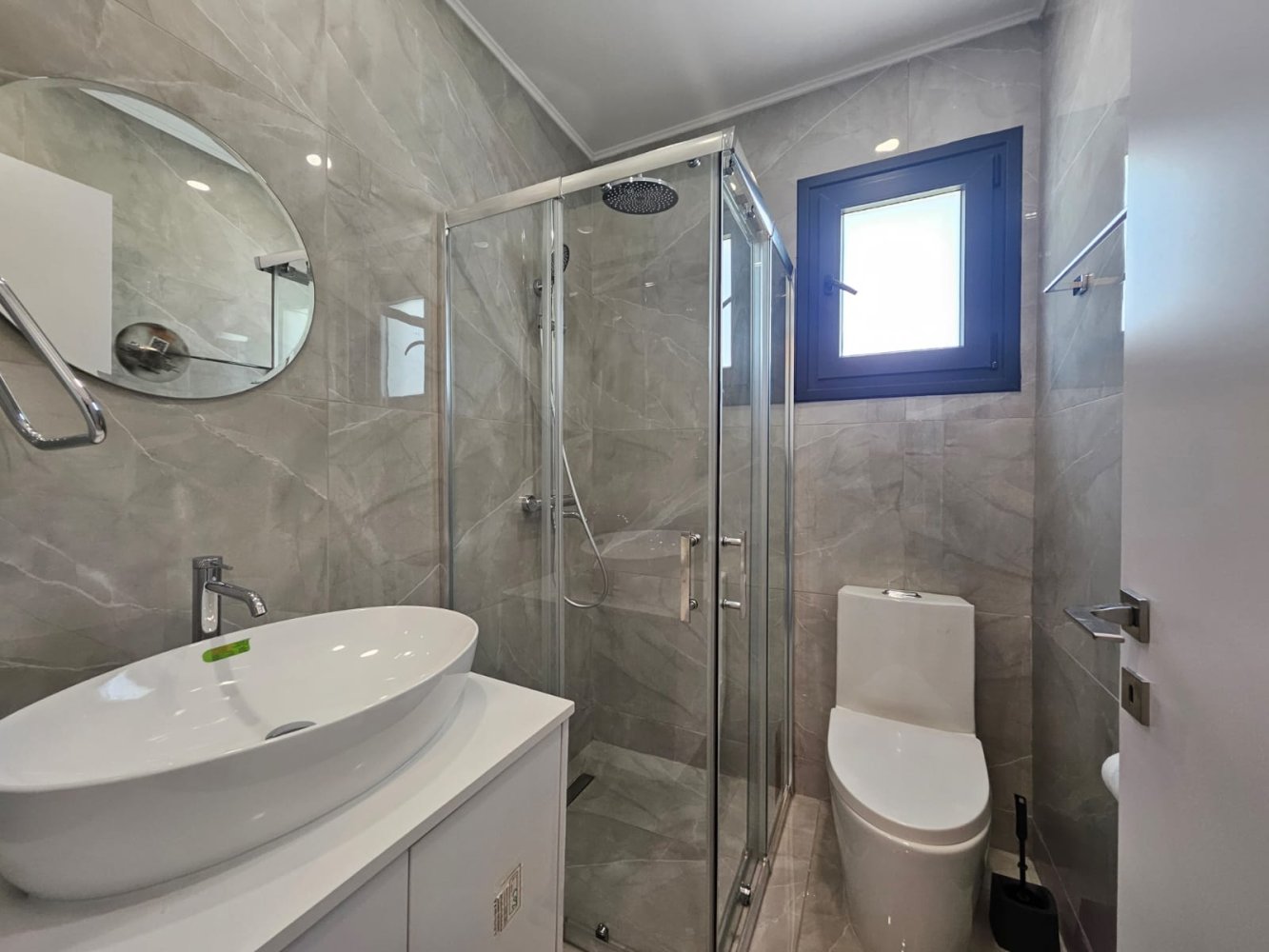 2 bedrooms Apartment in Larnaca, Larnaka, Cyprus No. 62351