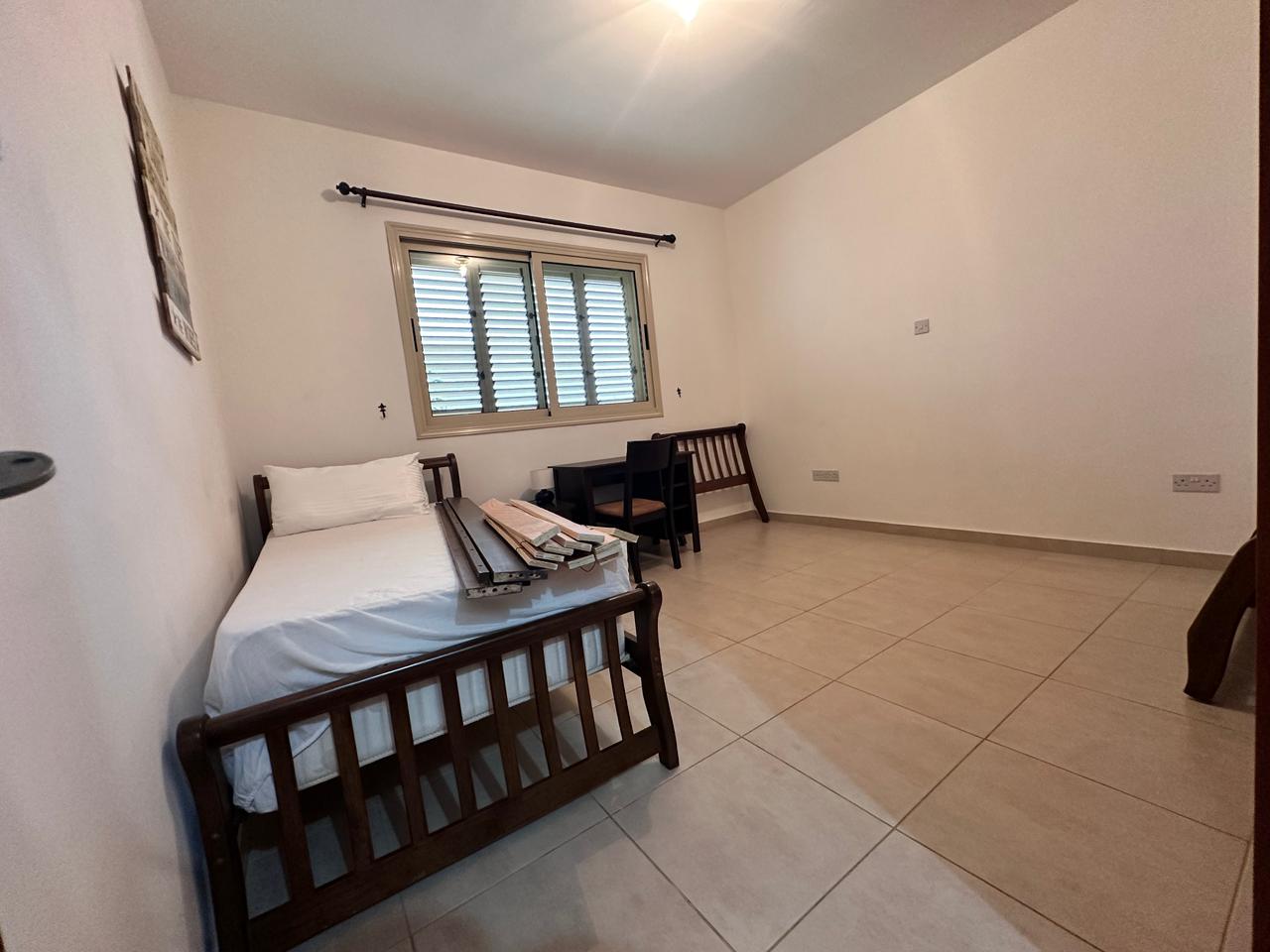 2 bedrooms Apartment in Mandria, Paphos, Cyprus No. 62205