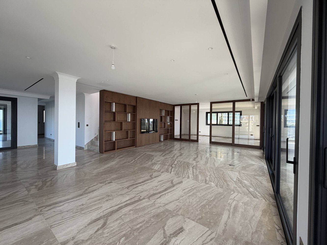 4 bedrooms Penthouse in Limassol, Cyprus No. 63650